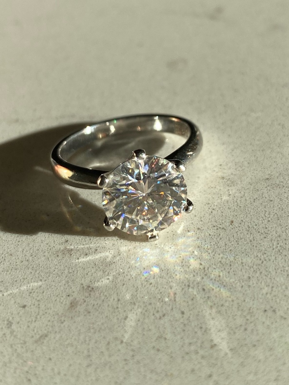 3-carat Moissanite Diamond Ring (pass Diamond Test) in Sterling Silver - Size 5